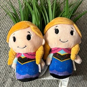 Hallmark Itty Bittys frozen Anna mini plushie dolls x2 cute Disney characters